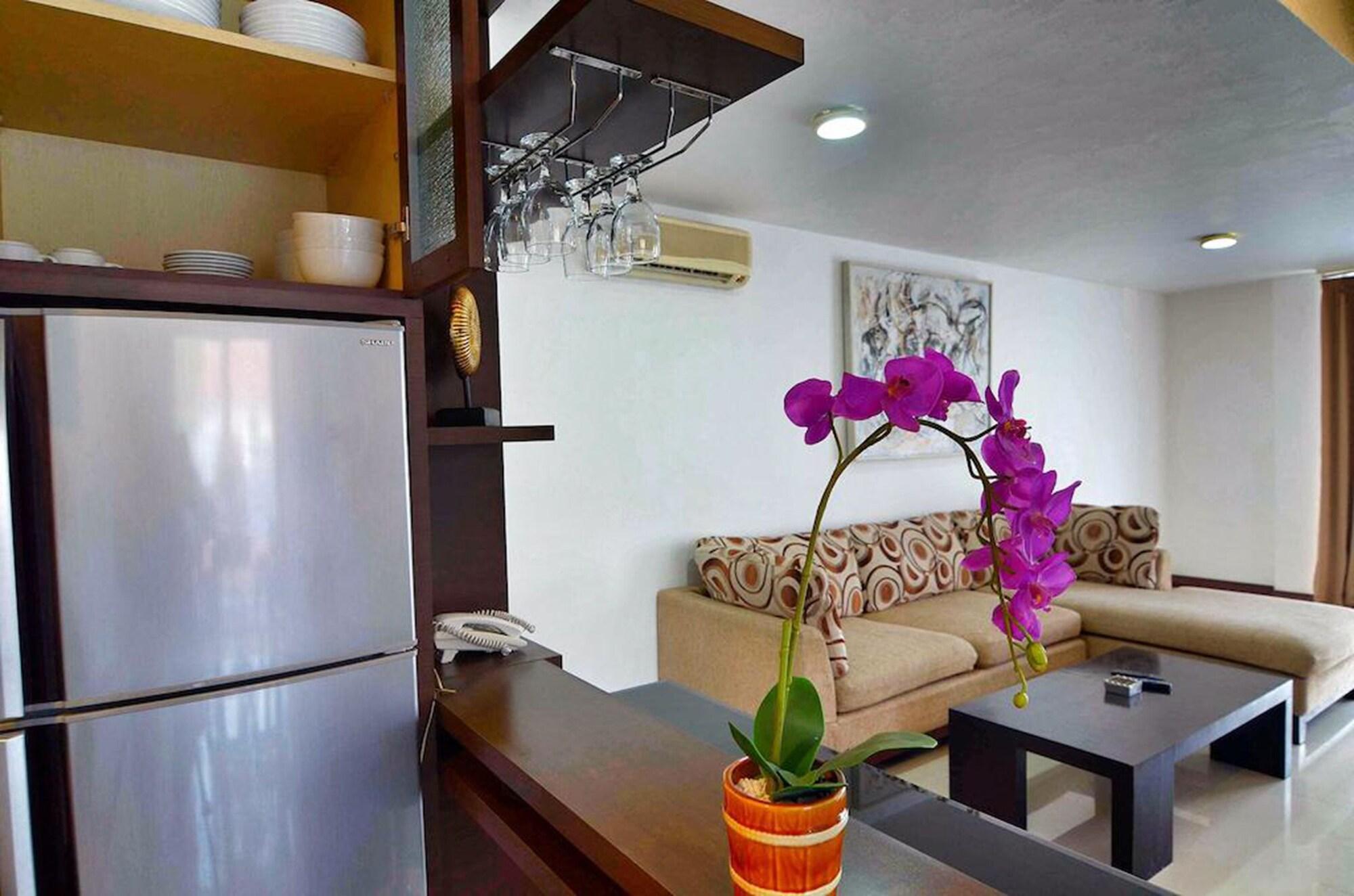 Sunset Residence And Condotel Kuta  Exterior photo