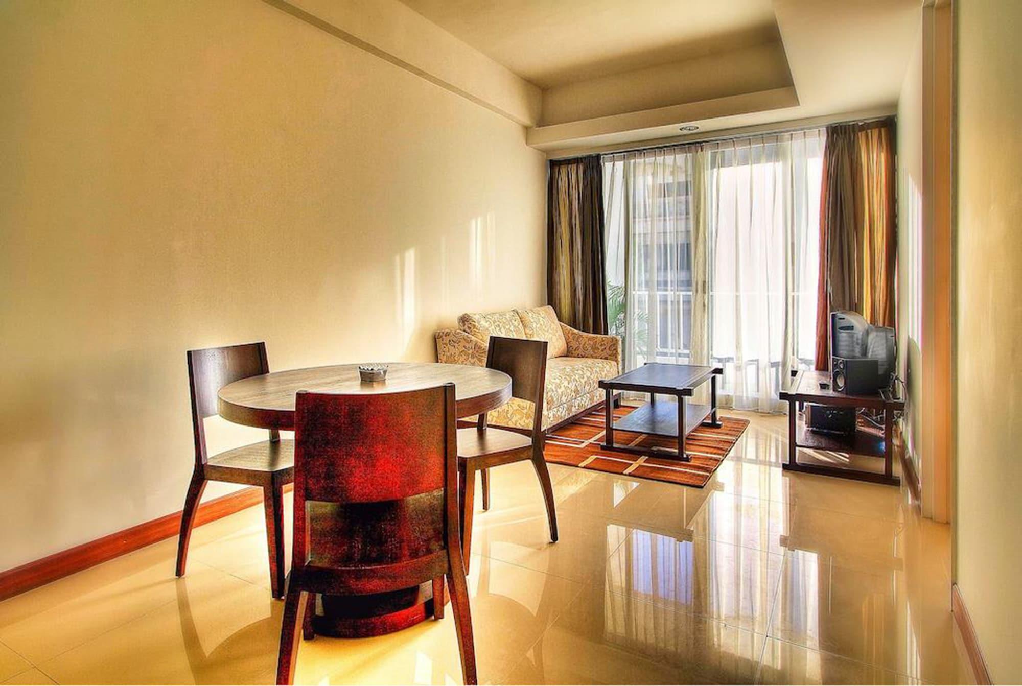 Sunset Residence And Condotel Kuta  Exterior photo