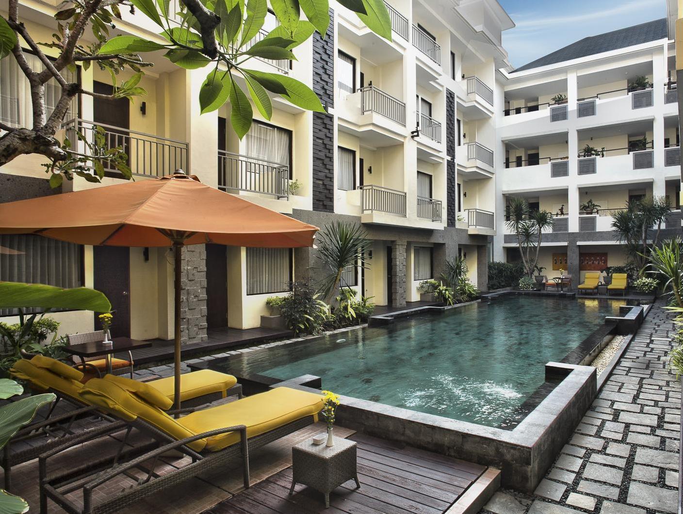 Sunset Residence And Condotel Kuta  Exterior photo