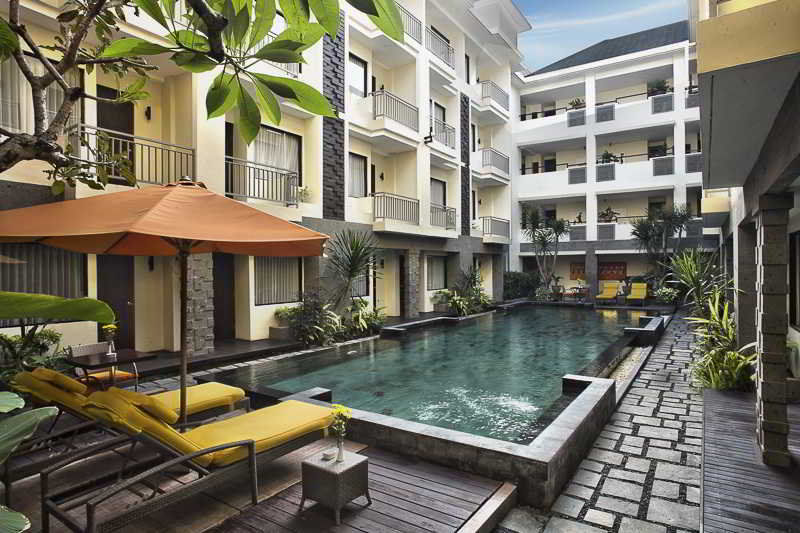 Sunset Residence And Condotel Kuta  Exterior photo