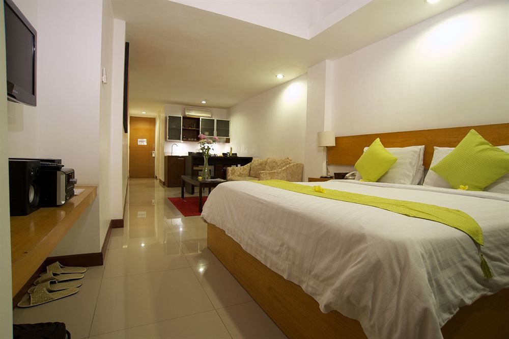 Sunset Residence And Condotel Kuta  Exterior photo